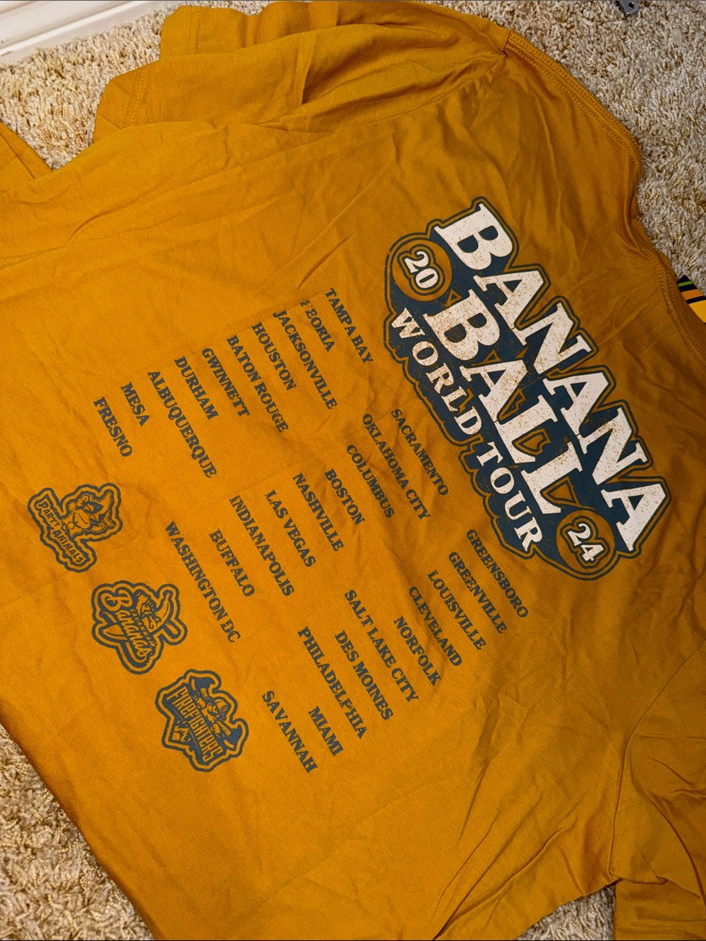 Savannah Bananas 2024 Tour T-shirt - Picture 3 of 3